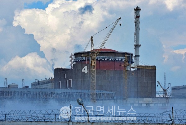 우크라이나 자포리자 원자력 발전소 모습