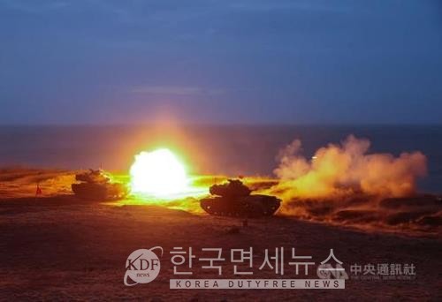 실사격 훈련하는 대만군의 M60A3 전차. 대만 중앙통신사 캡처. 연합뉴스 